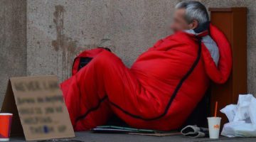 homeless-man-833017_960_720