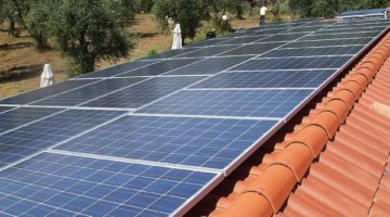 photovoltaic-system-2698109_960_720