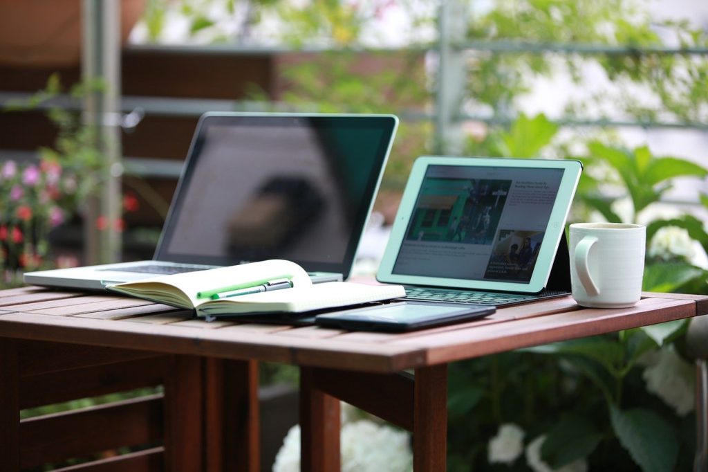 notebook-1757220_1280