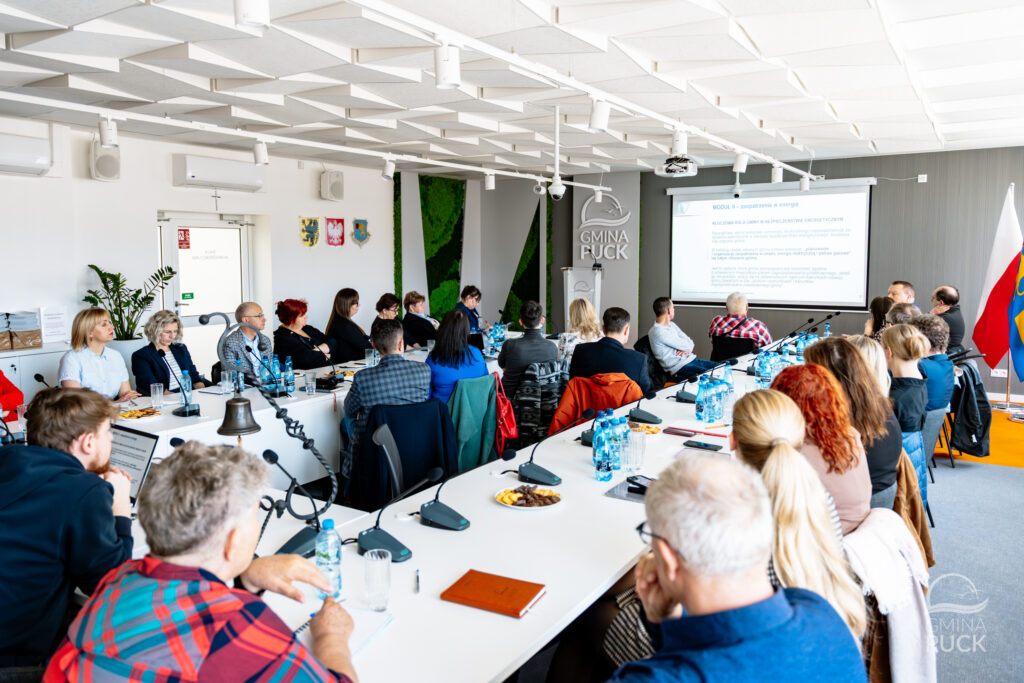 Szkolenie Obrona Cywilna – sołtysi i dyrektorzy szkół (1 z 9)