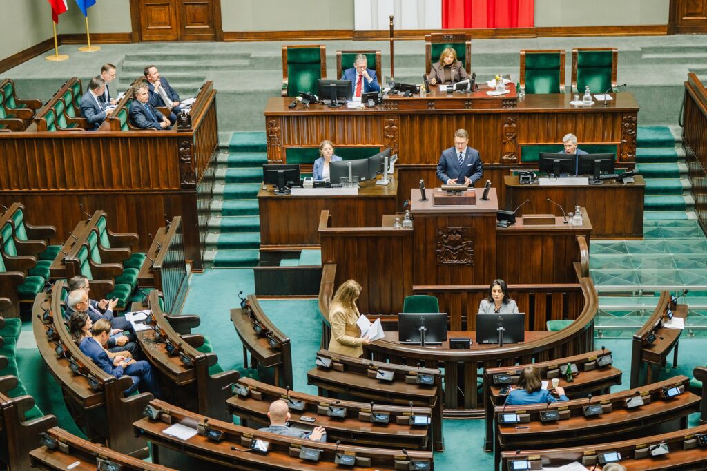 28.04.2026_WYJAZD_WARSZAWA_USTAWA_OMGGS_FOT_KONRAD_KEDZIOR-48