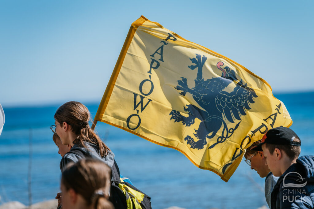 Marsz z Flagą-59 — kopia