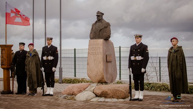 102-zaślubiny-polski-z-morzem_204