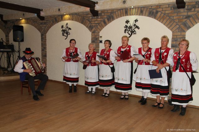 37916002444_f874013df2_b