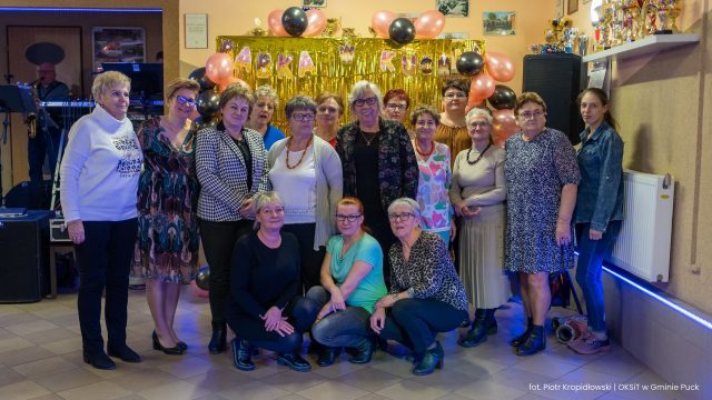 Zdjęcie zbiorowe uczestników spotkania