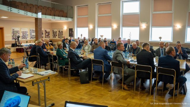 53380031370_4b288b0d1d_k