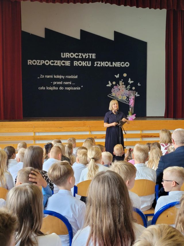 Nowa dyrektor szkoły